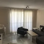 Nidos *